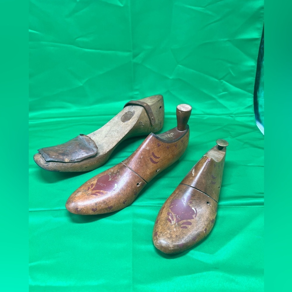Wooden Shoe forms  - Brown Leather Finish for one.  (3)